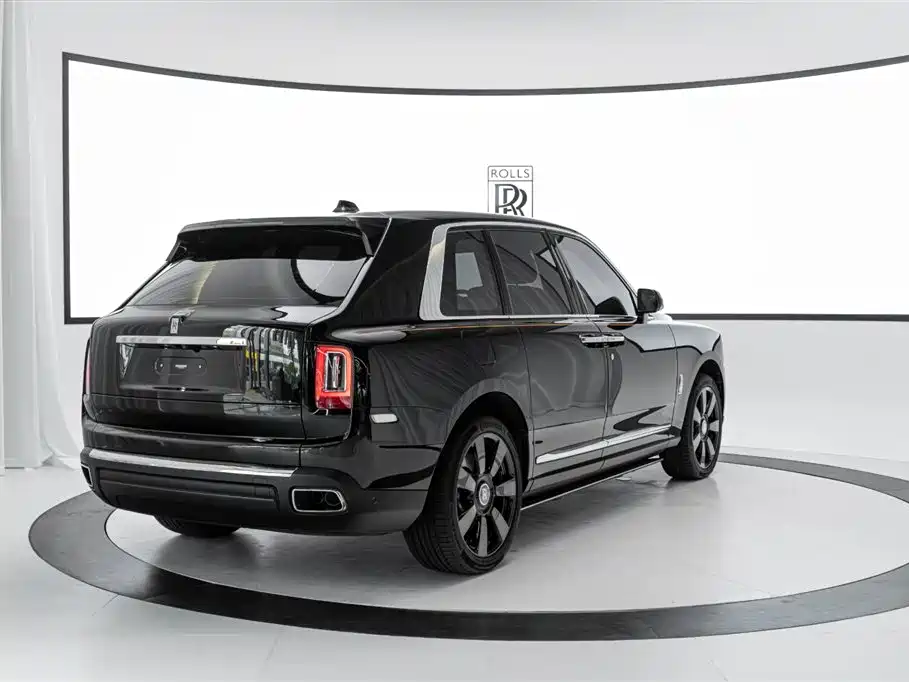 ROLLS-ROYCE CULLINAN