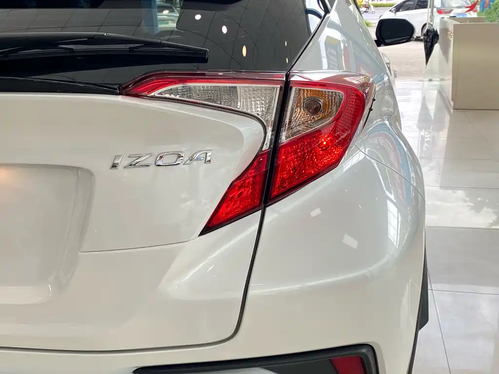 Toyota IZOA — миниатюра 15