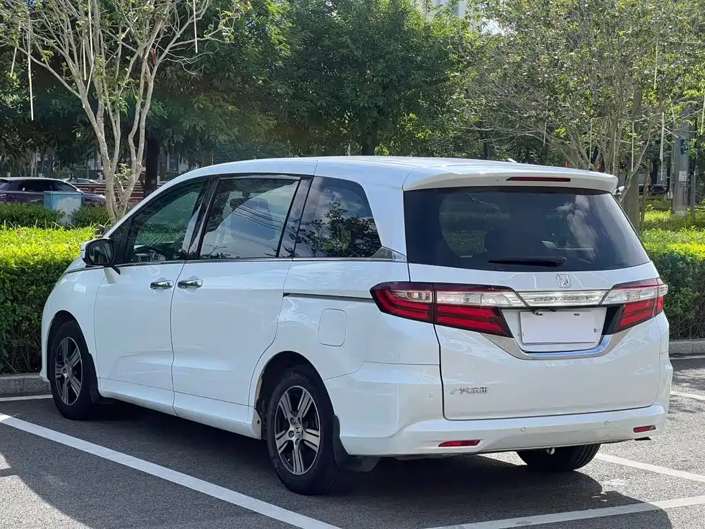 Honda Odyssey — миниатюра 6