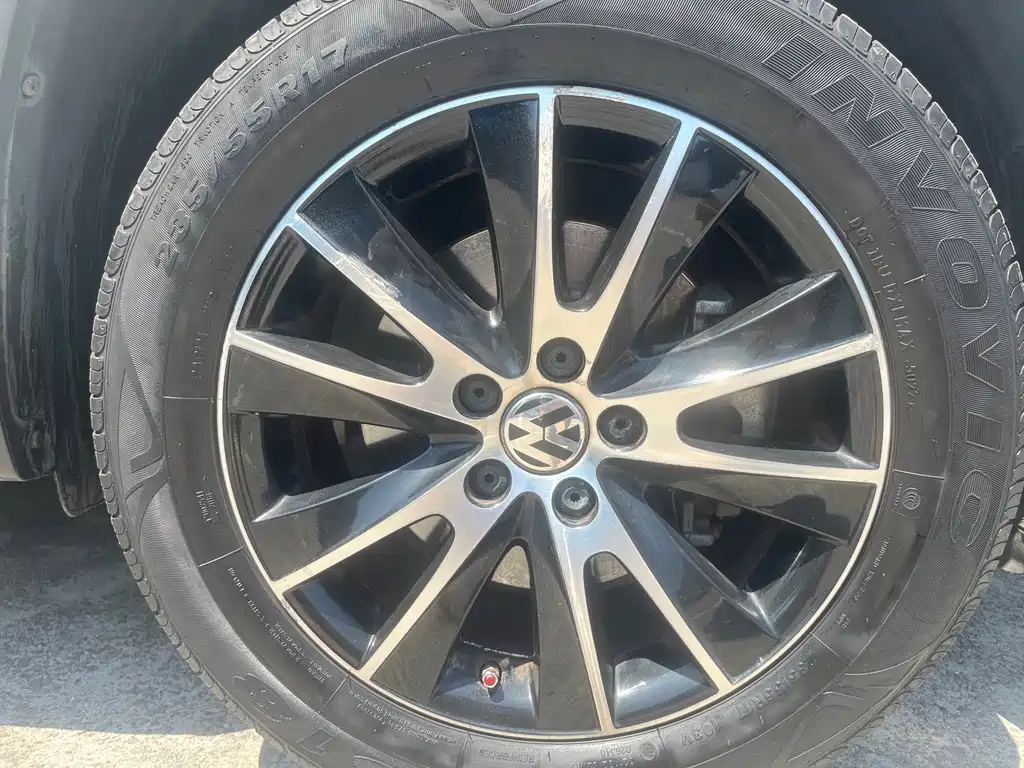 Volkswagen Tiguan — миниатюра 7