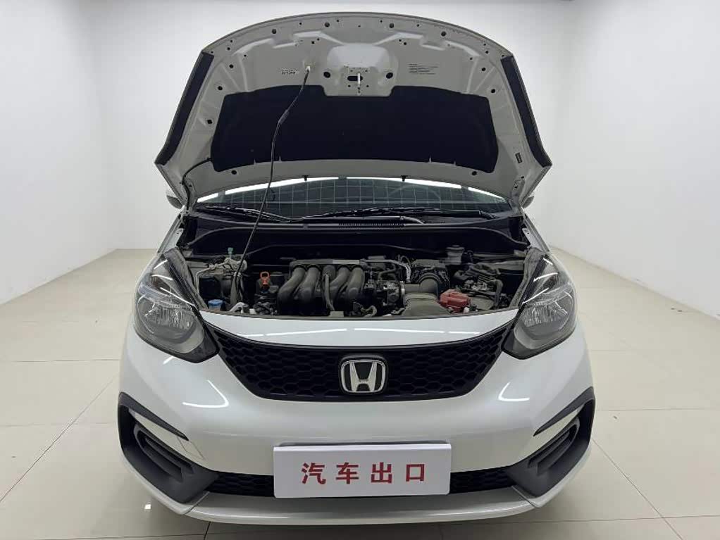 Honda Fit 1.5 л 2024 г. Белый, пробег 16000 км