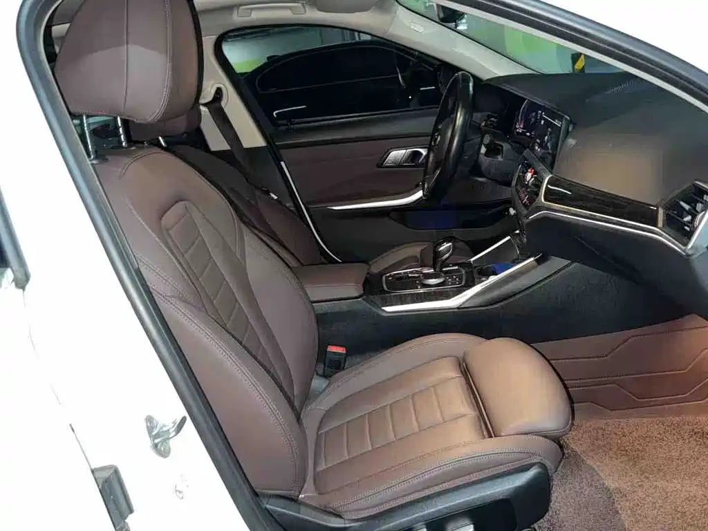 BMW 3 Series — миниатюра 8