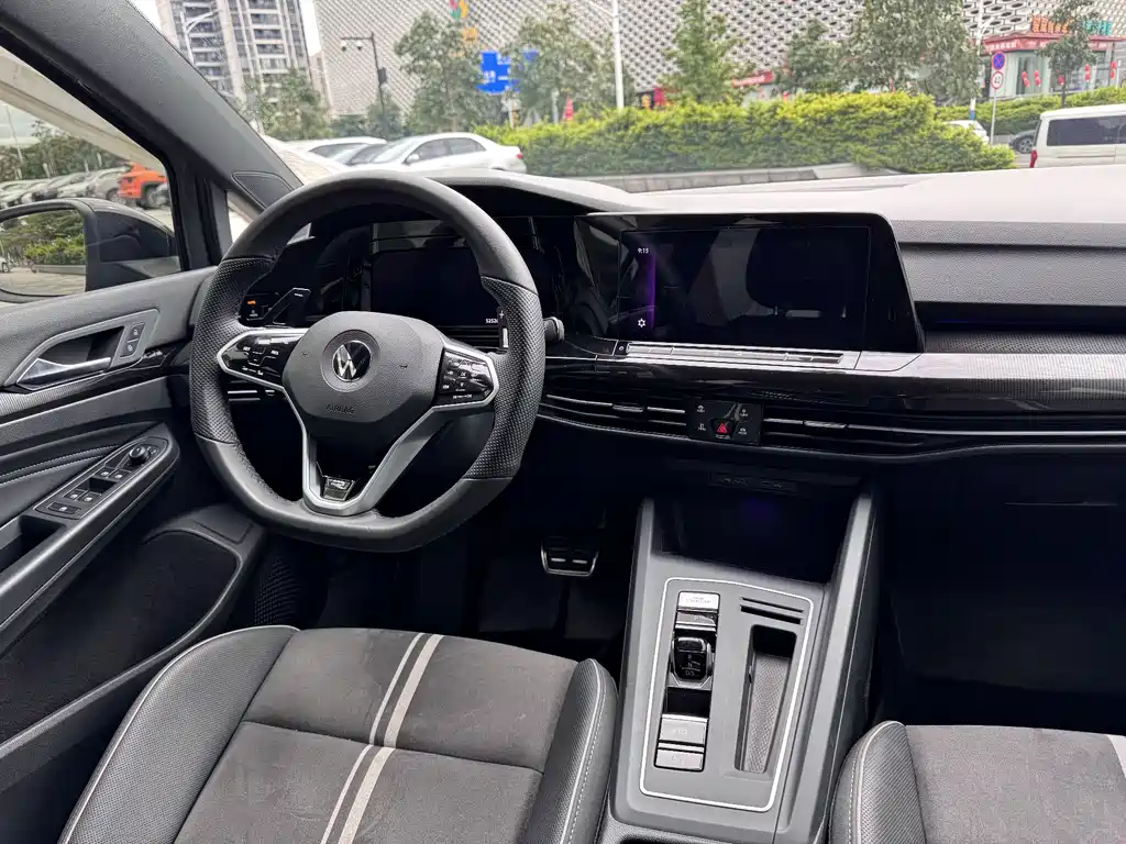Volkswagen Golf — миниатюра 7