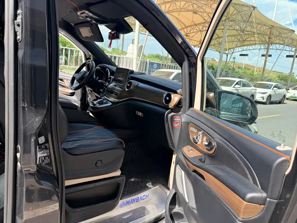 Mercedes-Benz V-Class — миниатюра 5