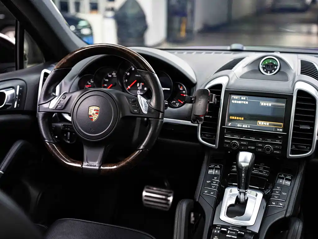 Porsche Cayenne 2011 Cayenne 3.0T