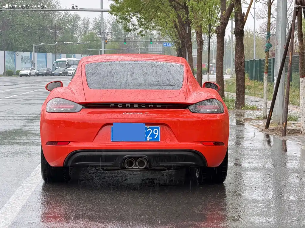 Porsche 718 2020 Cayman 2.0T