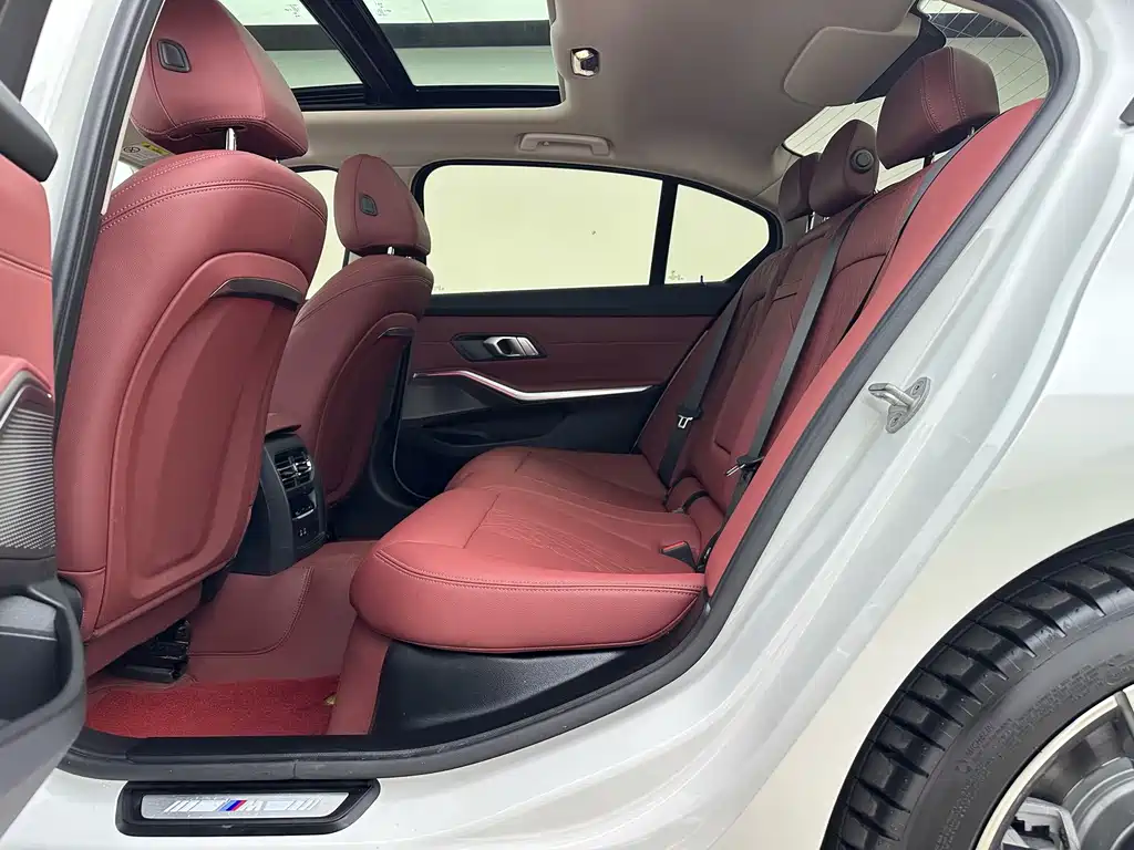 BMW 3 Series — миниатюра 4