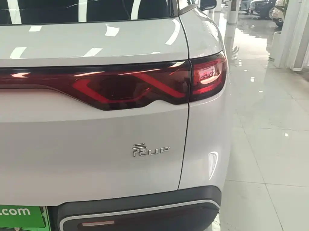 BYD Yuan UP — миниатюра 8