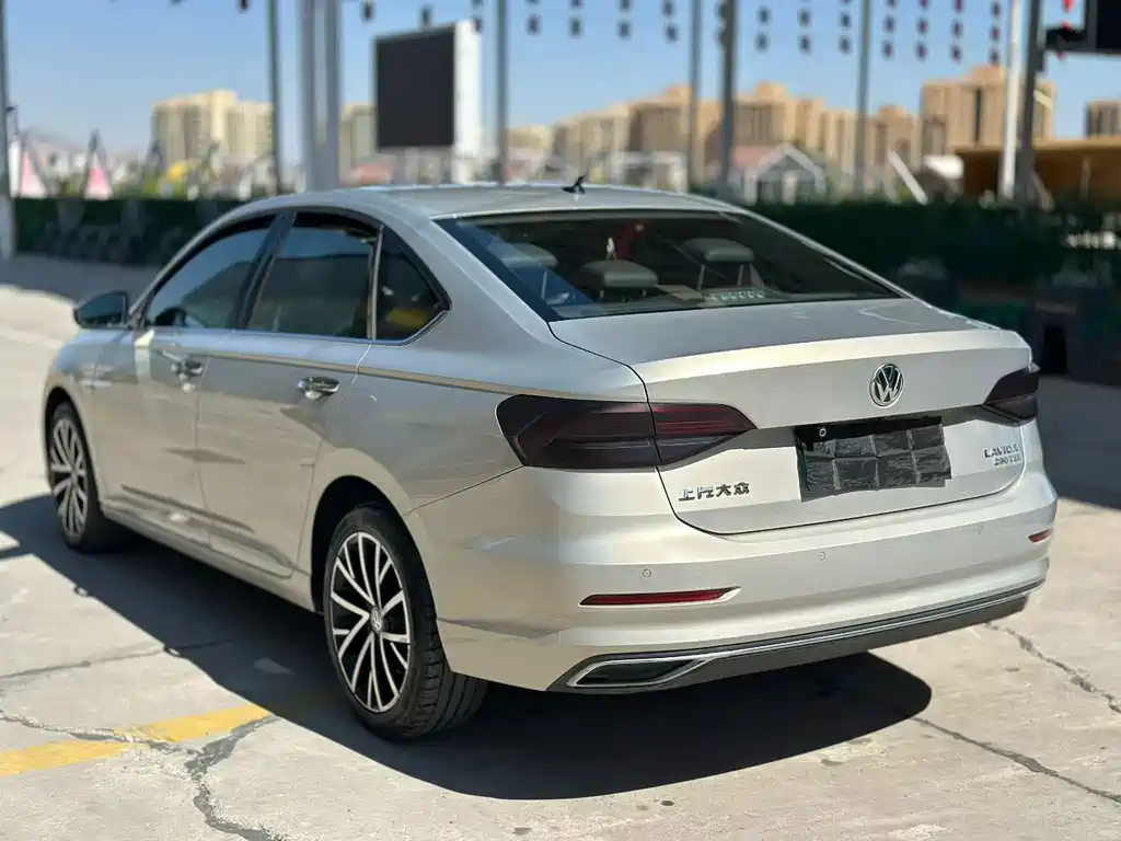 Volkswagen Lavida — миниатюра 4