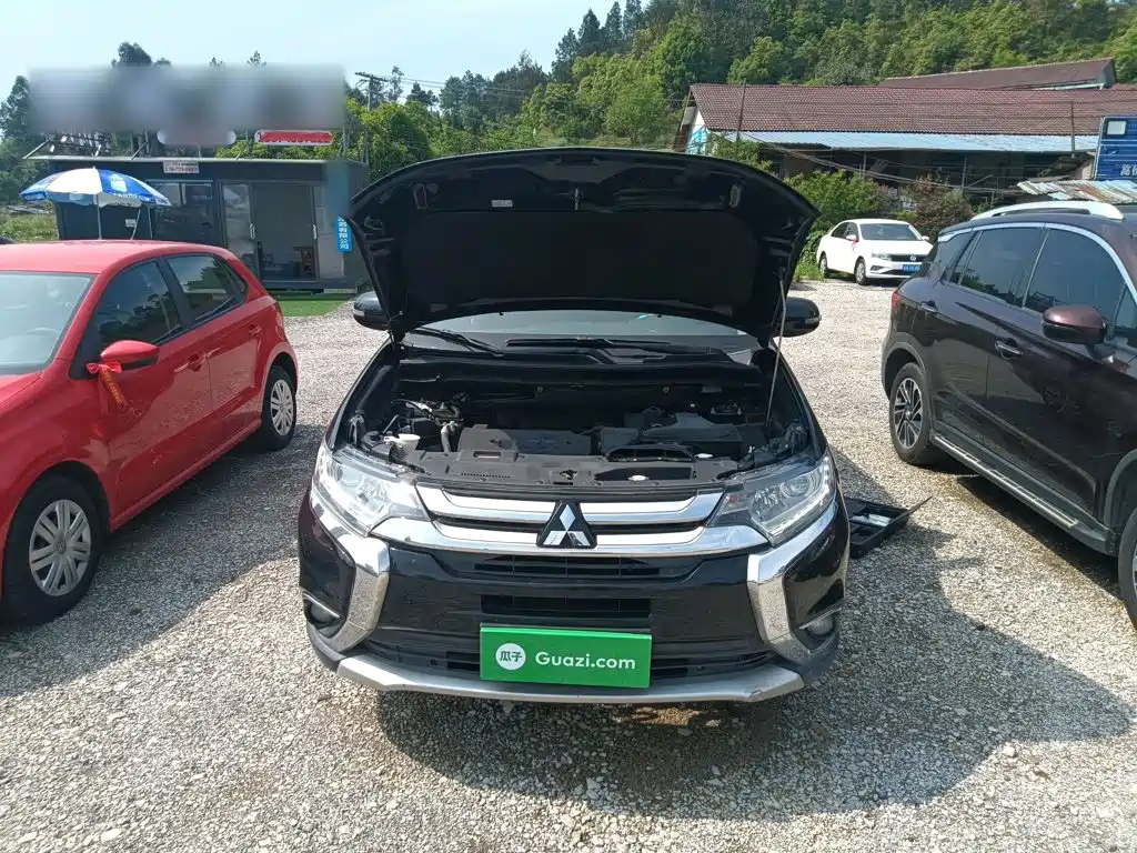 Mitsubishi Outlander — миниатюра 16