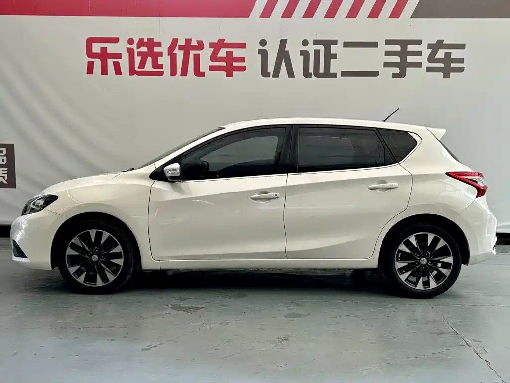 Nissan Tiida — миниатюра 3
