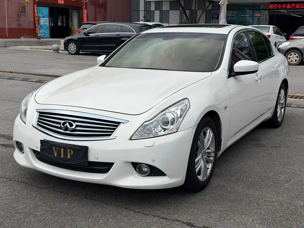 Infiniti G — миниатюра 3