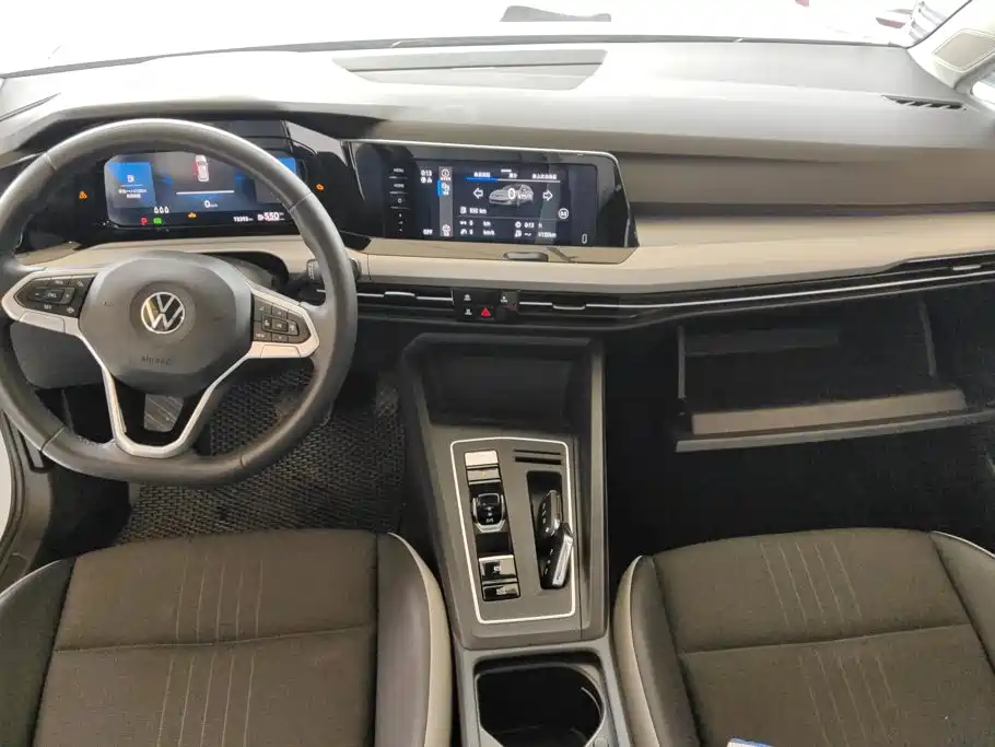 Volkswagen Golf — миниатюра 12