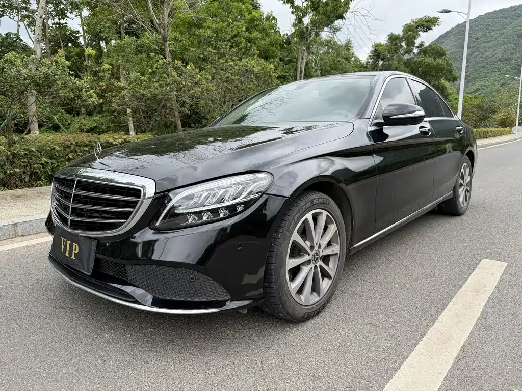 Mercedes-Benz C-Class 2020