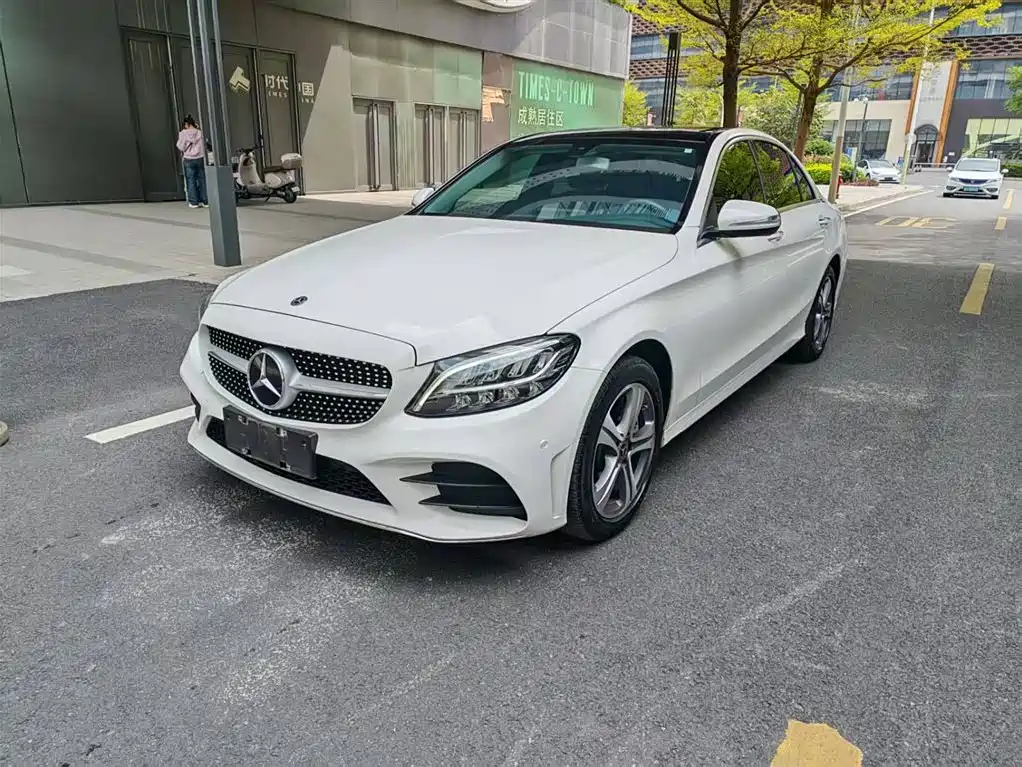 Mercedes-Benz C-Class 2019
