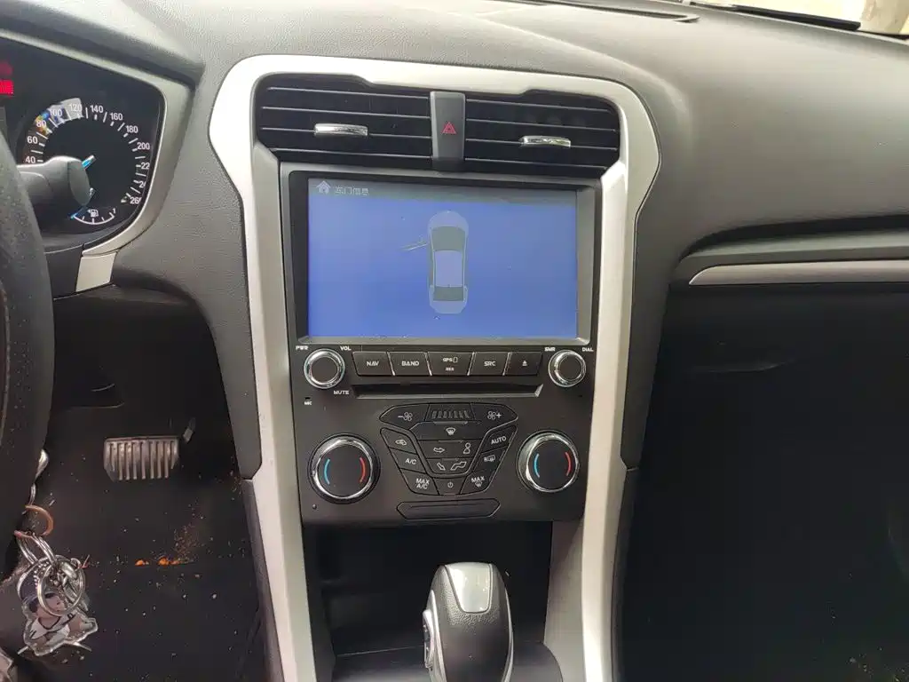 Ford Mondeo — миниатюра 14