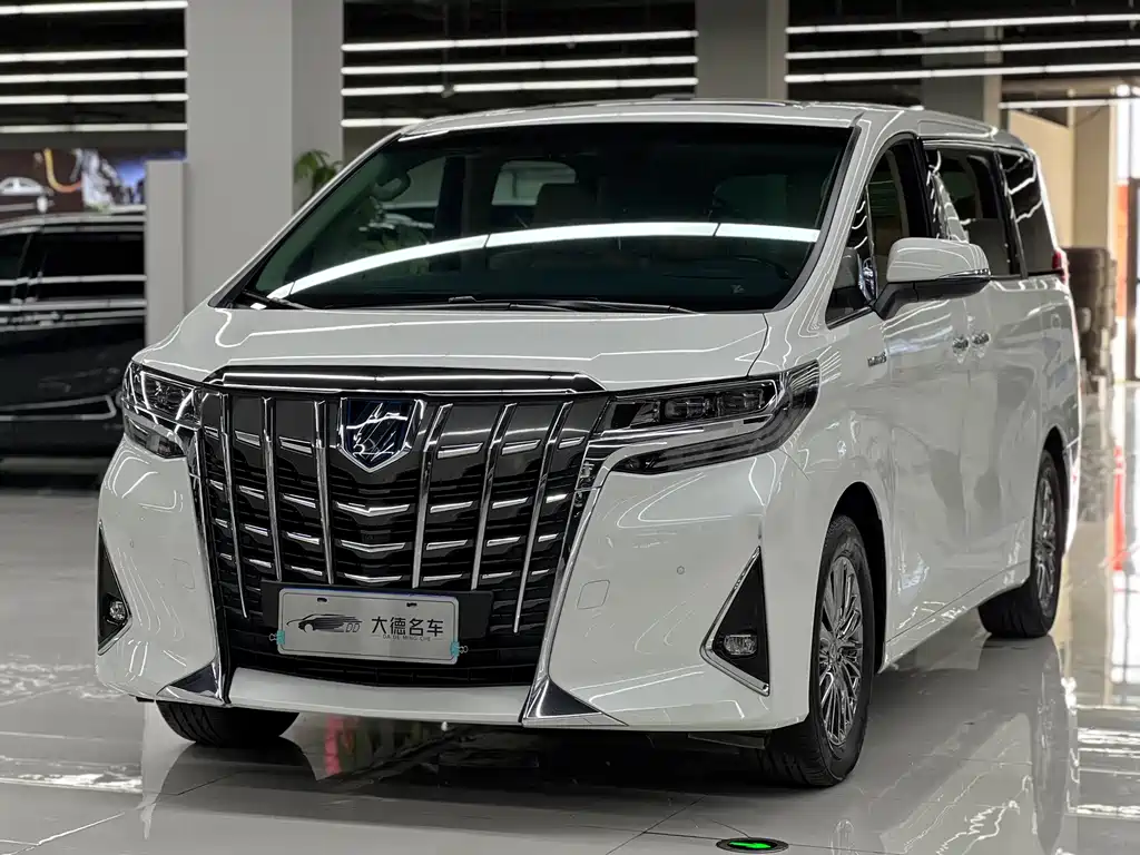 Toyota Alphard 2023