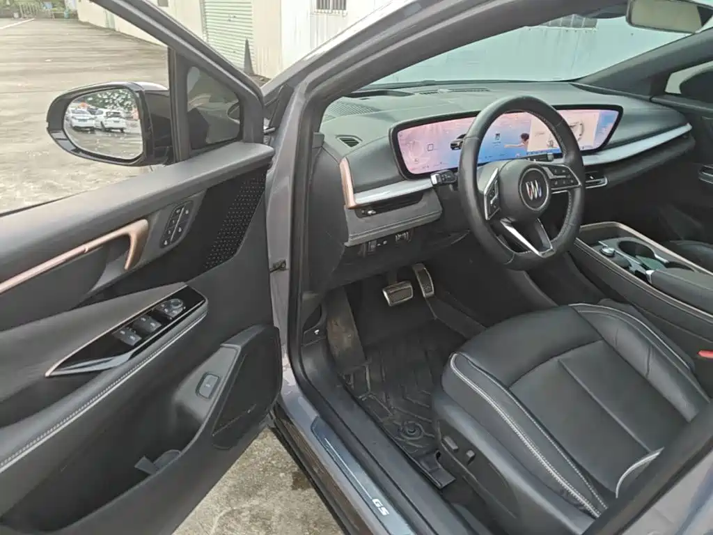 Buick E4 — миниатюра 16