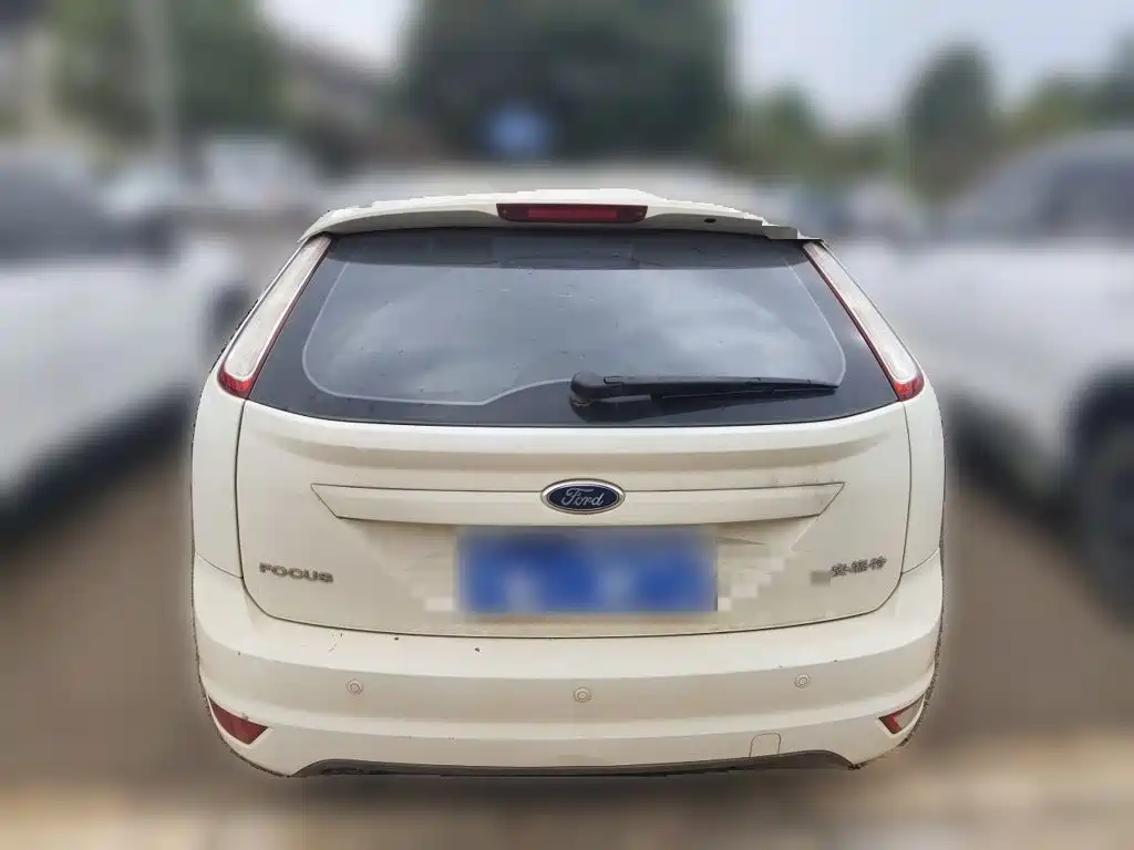 Ford Focus — миниатюра 5