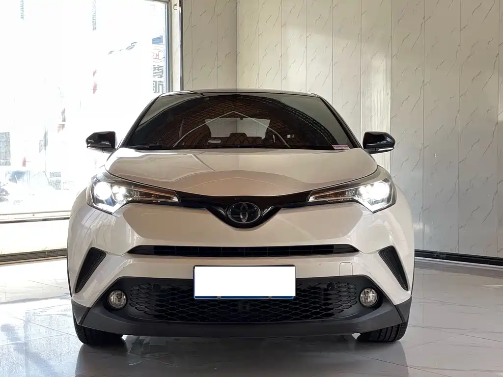 Toyota C-HR — миниатюра 2