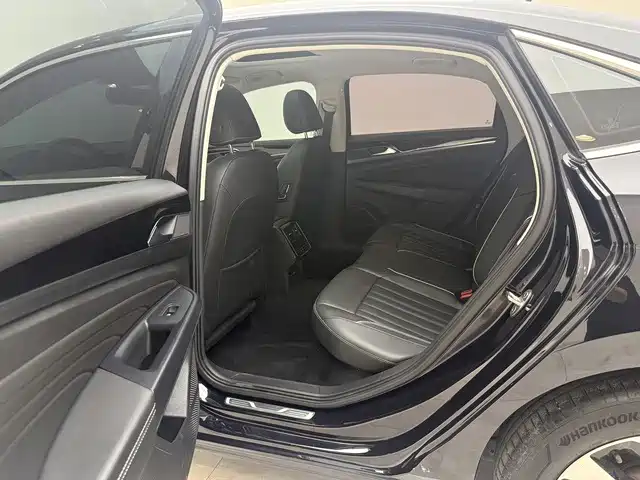 Volkswagen Passat — миниатюра 9