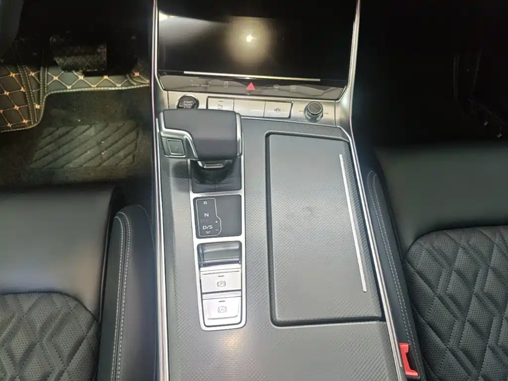 Audi A6L — миниатюра 14