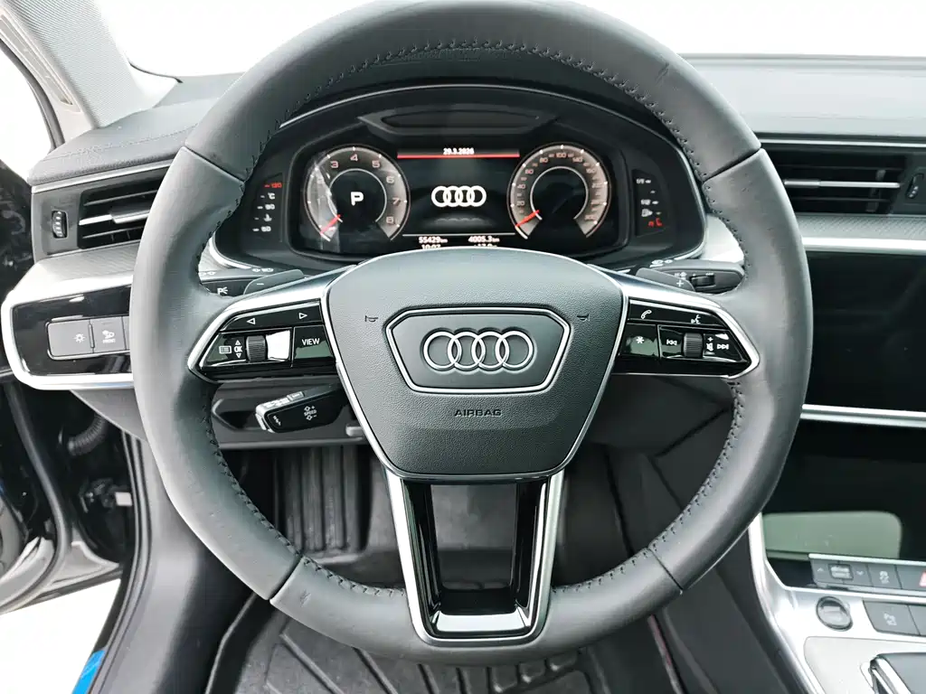 Audi A6L 2021 40 TFSI Luxury