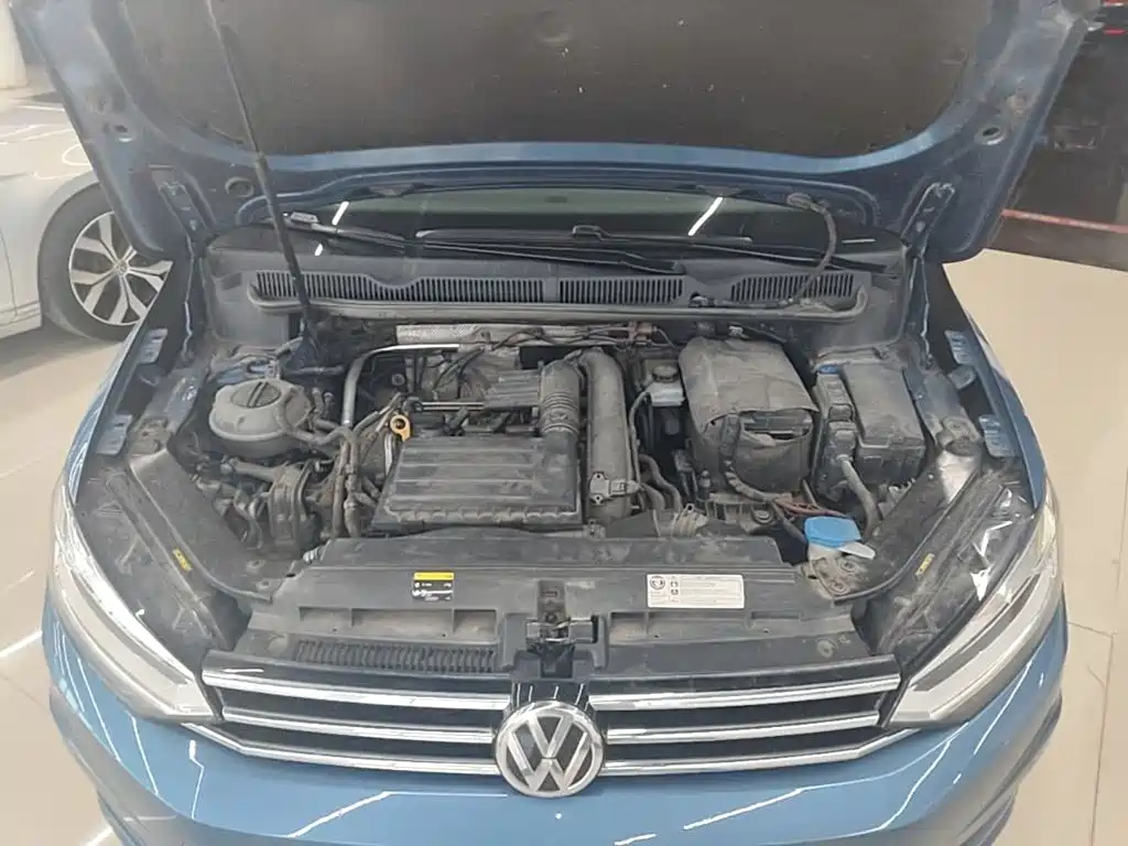 Volkswagen Touran — миниатюра 20