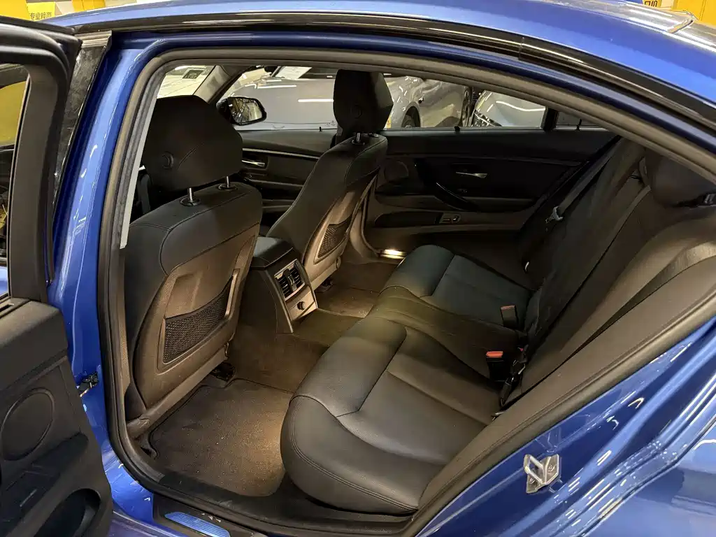 BMW 3 Series — миниатюра 2