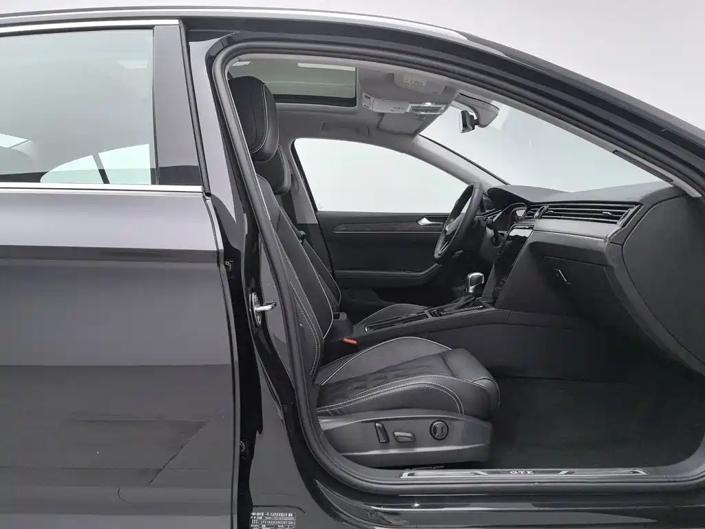 Volkswagen Magotan PHEV — миниатюра 23