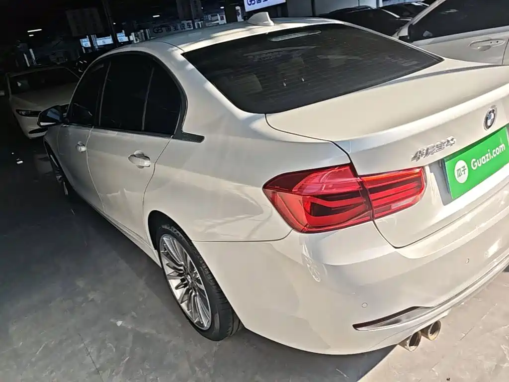 BMW 3 Series — миниатюра 5
