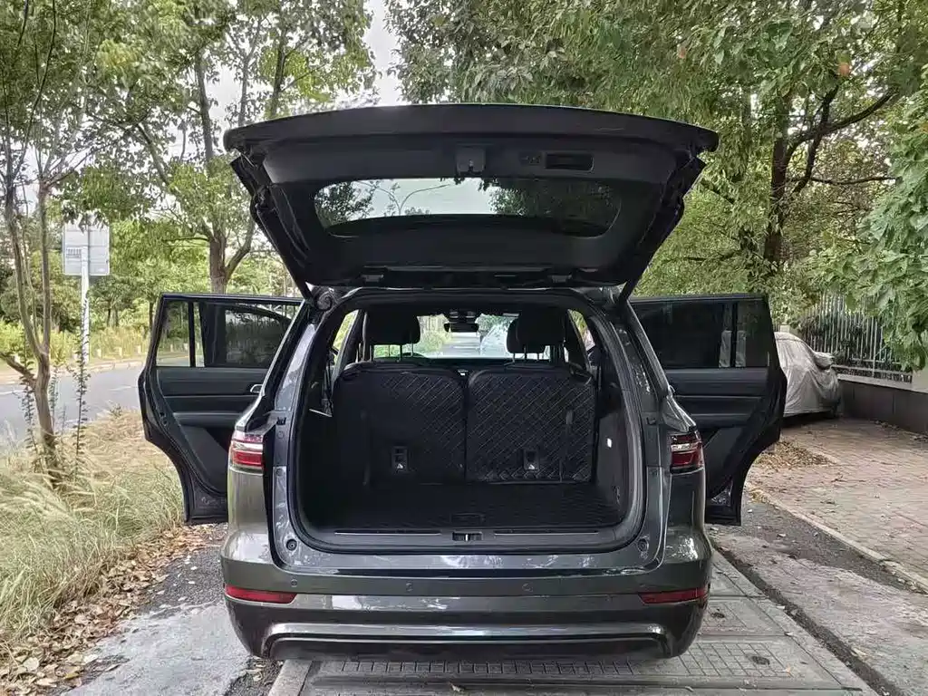 Li Auto Li ONE — миниатюра 7