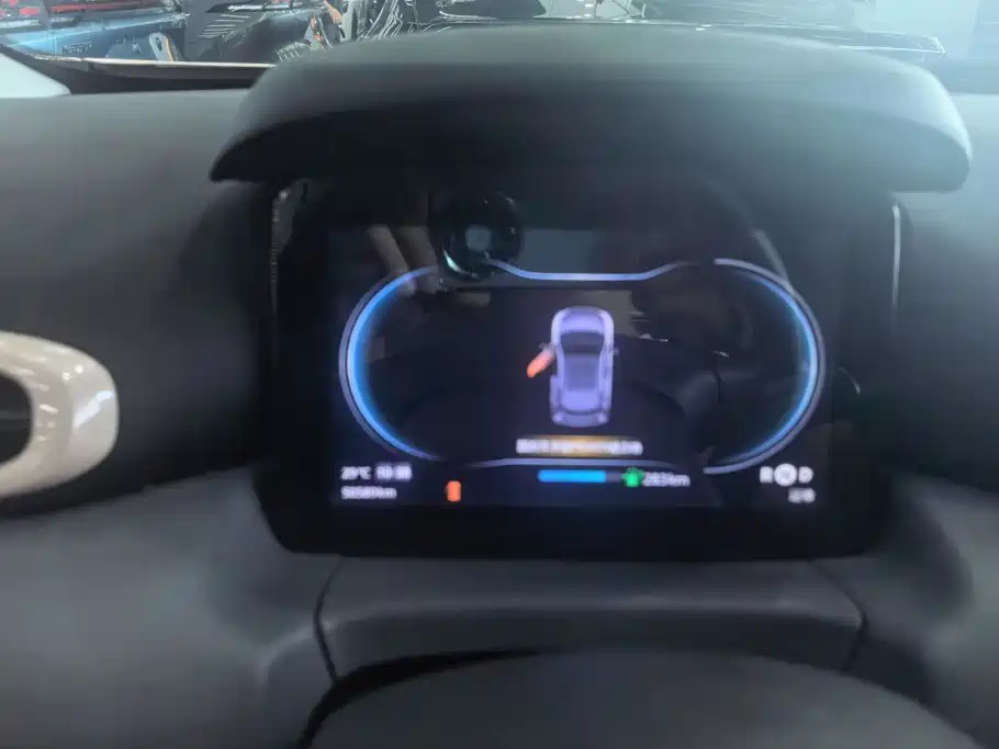 Leapmotor Leapmotor T03 — миниатюра 14