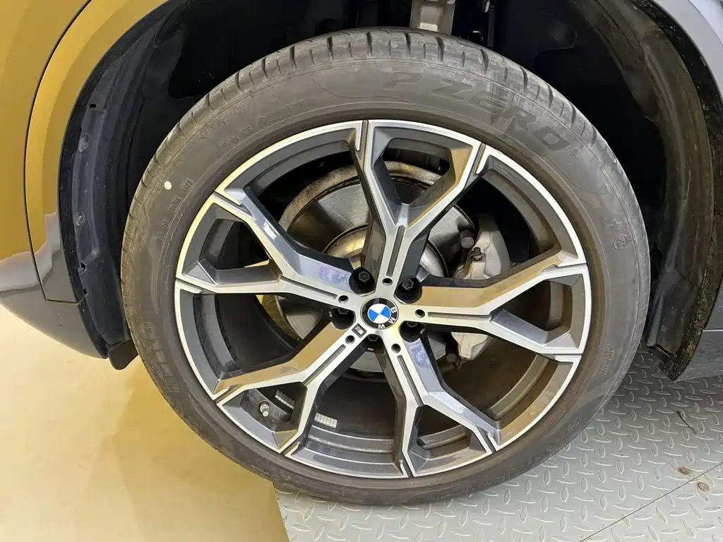 BMW X5 — миниатюра 10
