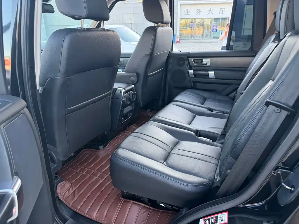 Land Rover Discovery — миниатюра 9