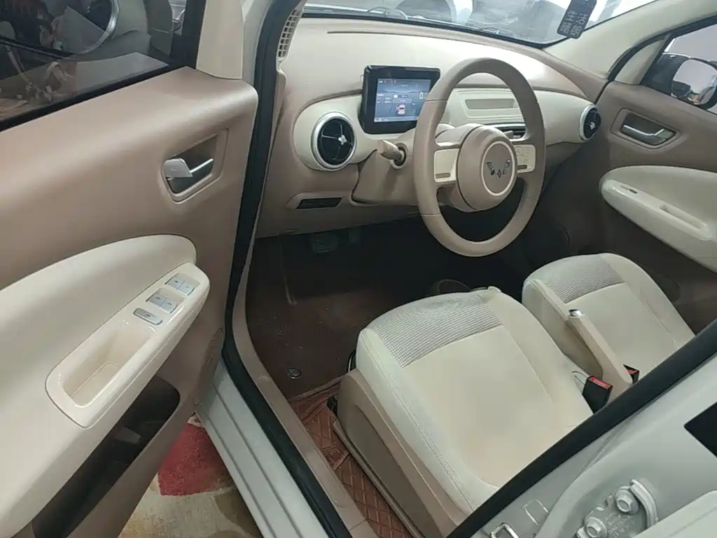 Wuling MINIEV — миниатюра 16