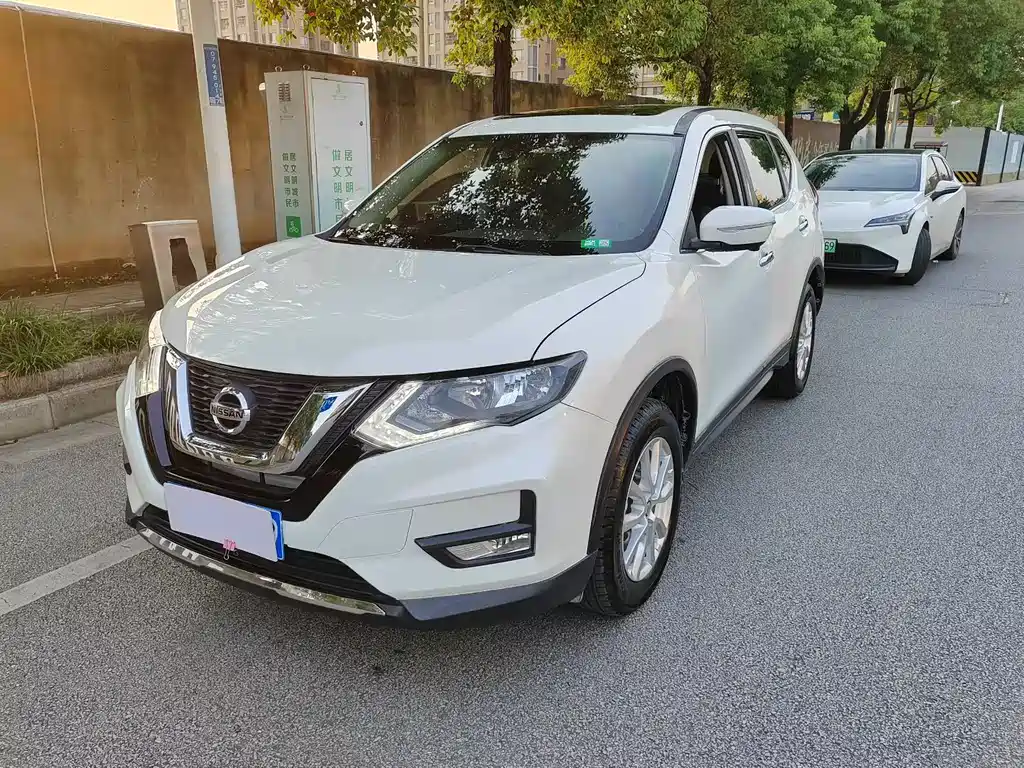 NISSAN QIJUN