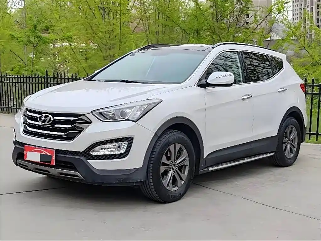 Hyundai Santa Fe 2015