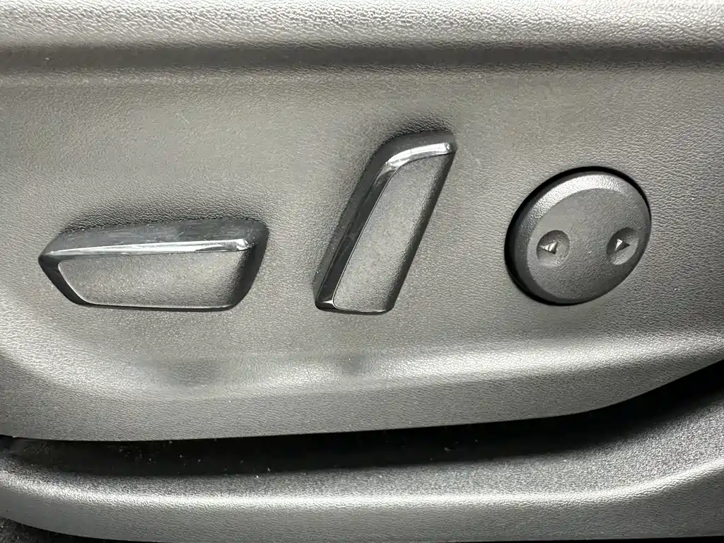 Nissan Ariya — миниатюра 13