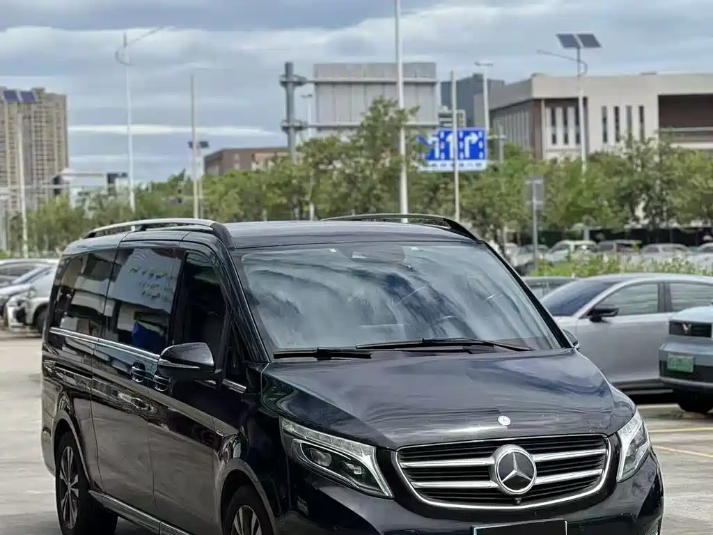 Mercedes-Benz V-Class — миниатюра 2