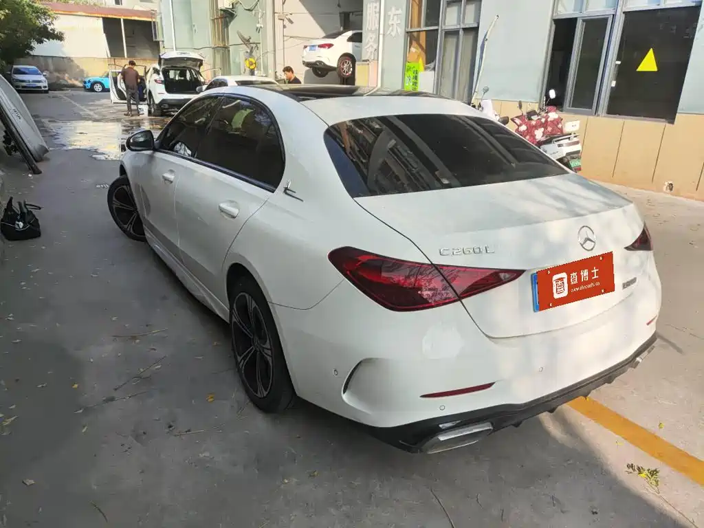 MERCEDES-BENZ C CLASS