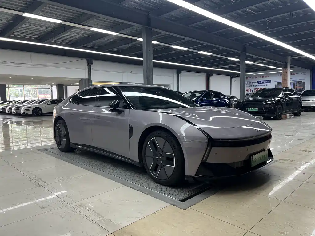 XPeng P7 — миниатюра 3