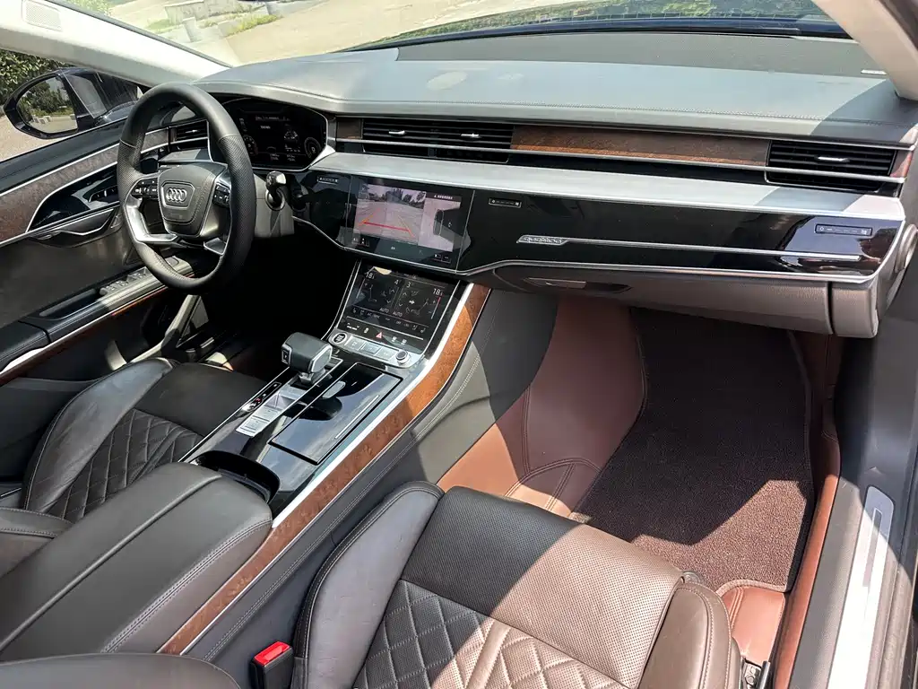 Audi A8 — миниатюра 15