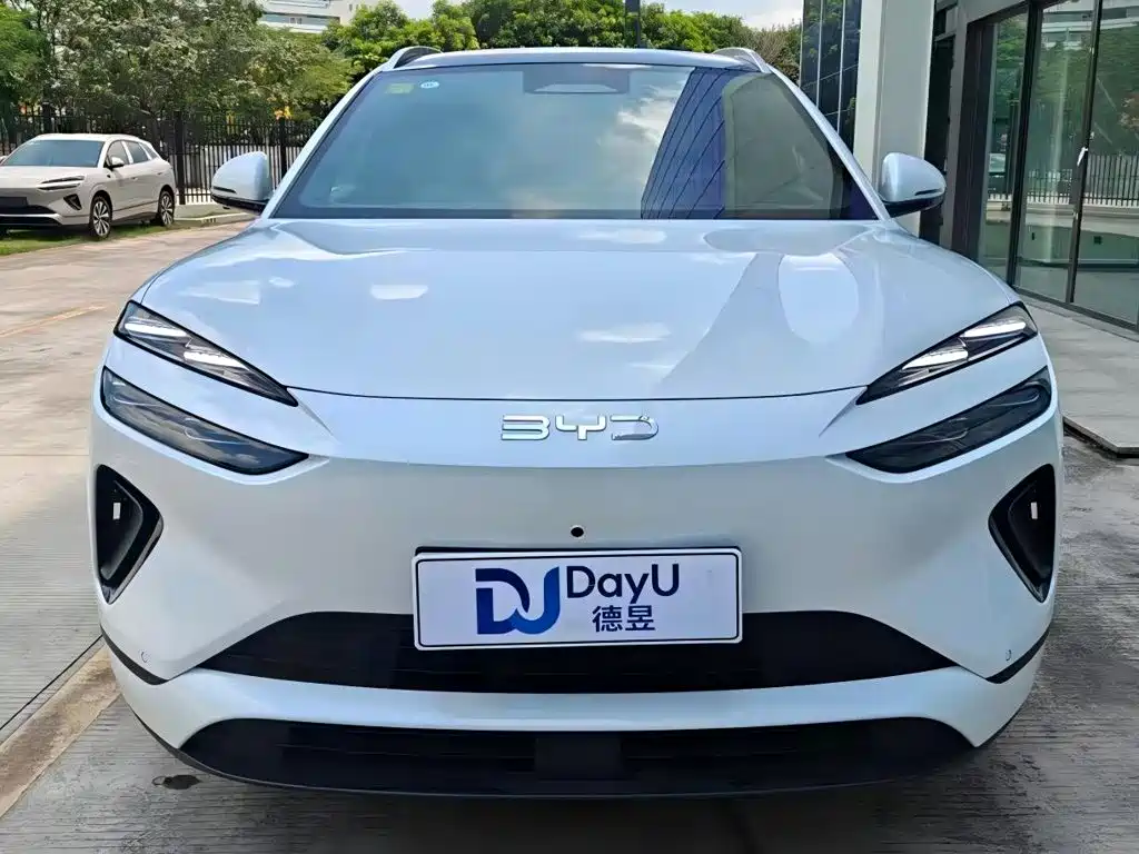 BYD Sealion 06 — миниатюра 2