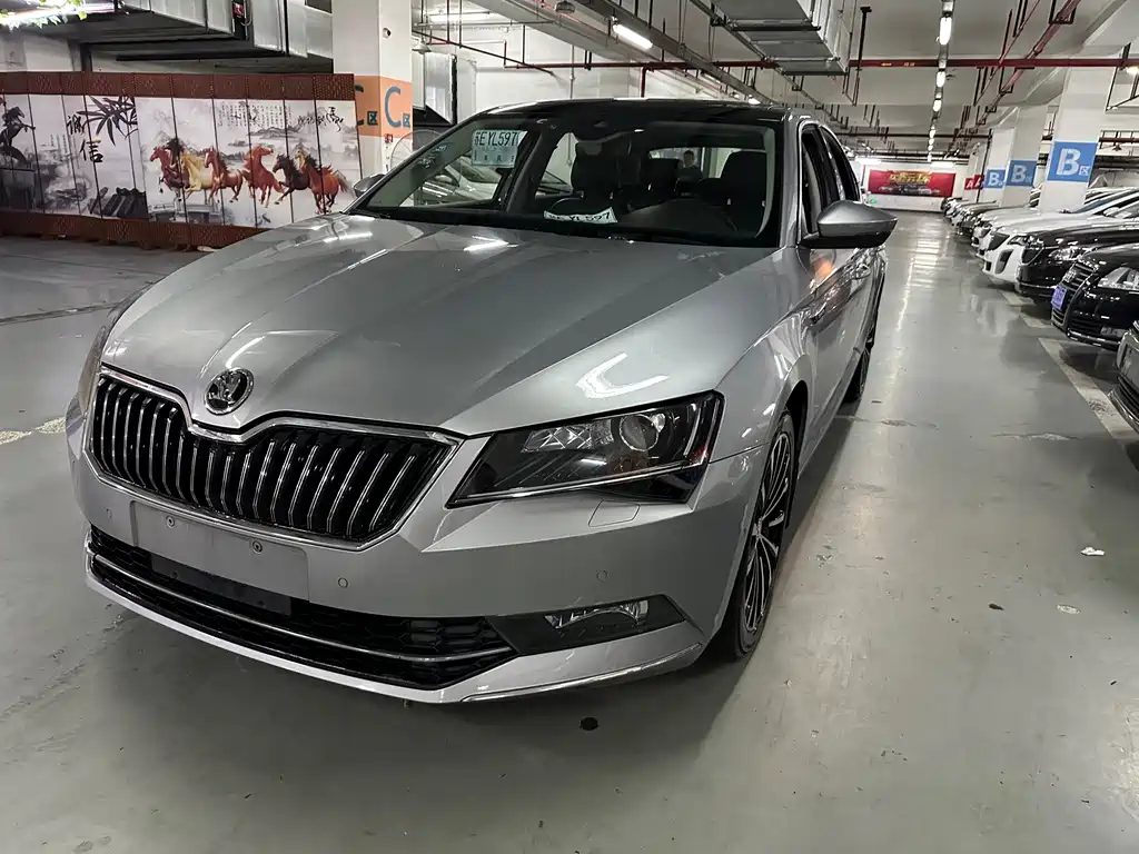 Skoda Superb