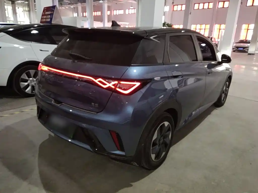 BYD Dolphin — миниатюра 5