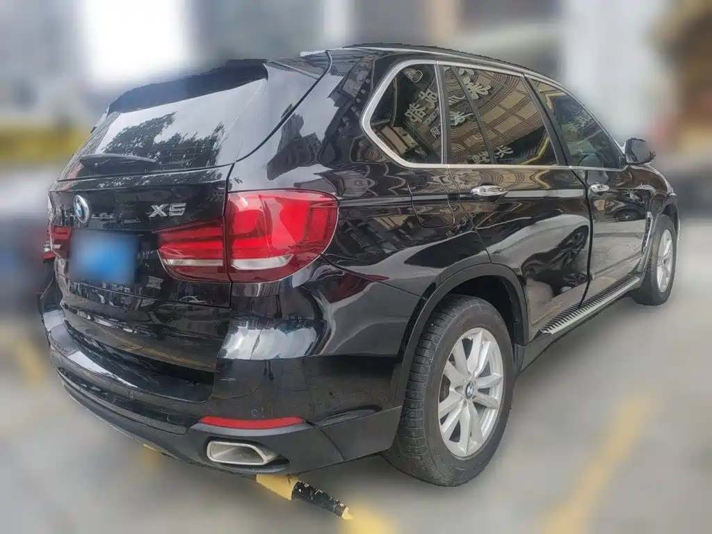 BMW X5 (Import) — миниатюра 6
