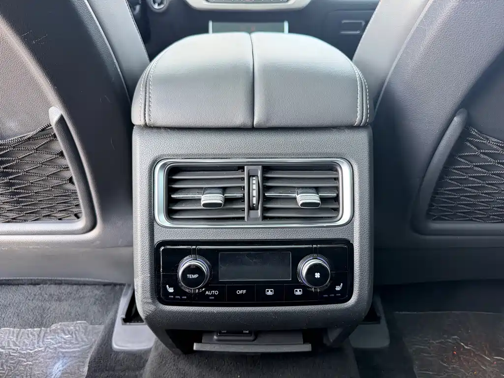 Hongqi Hongqi HS7 — миниатюра 14