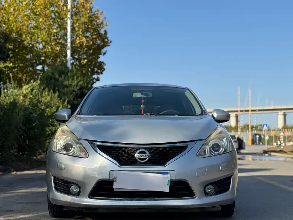Nissan Tiida 2011 1.6L CVT