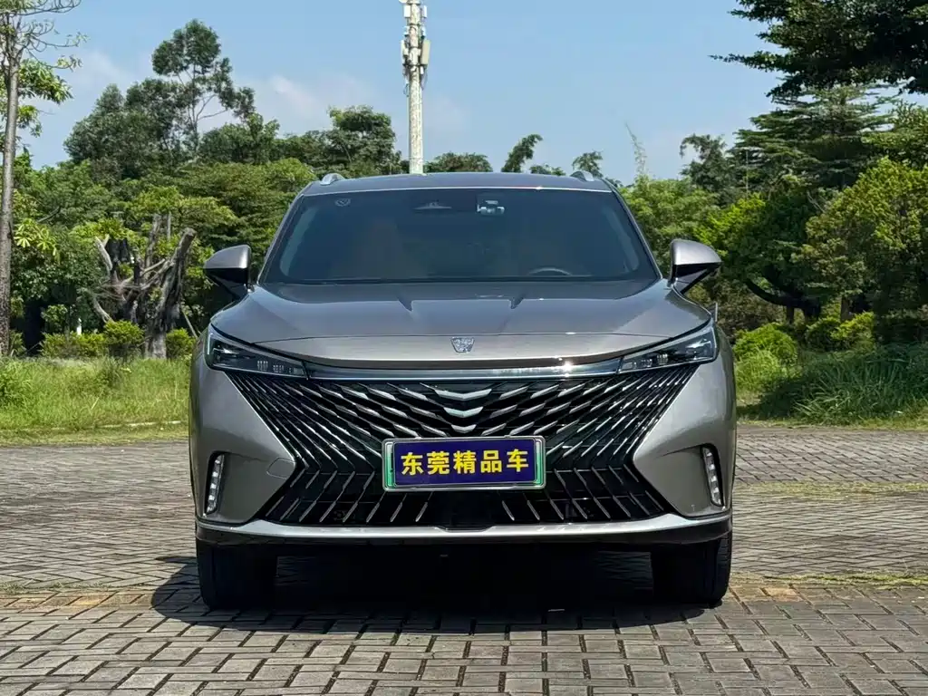 Roewe RX5 New Energy — миниатюра 2